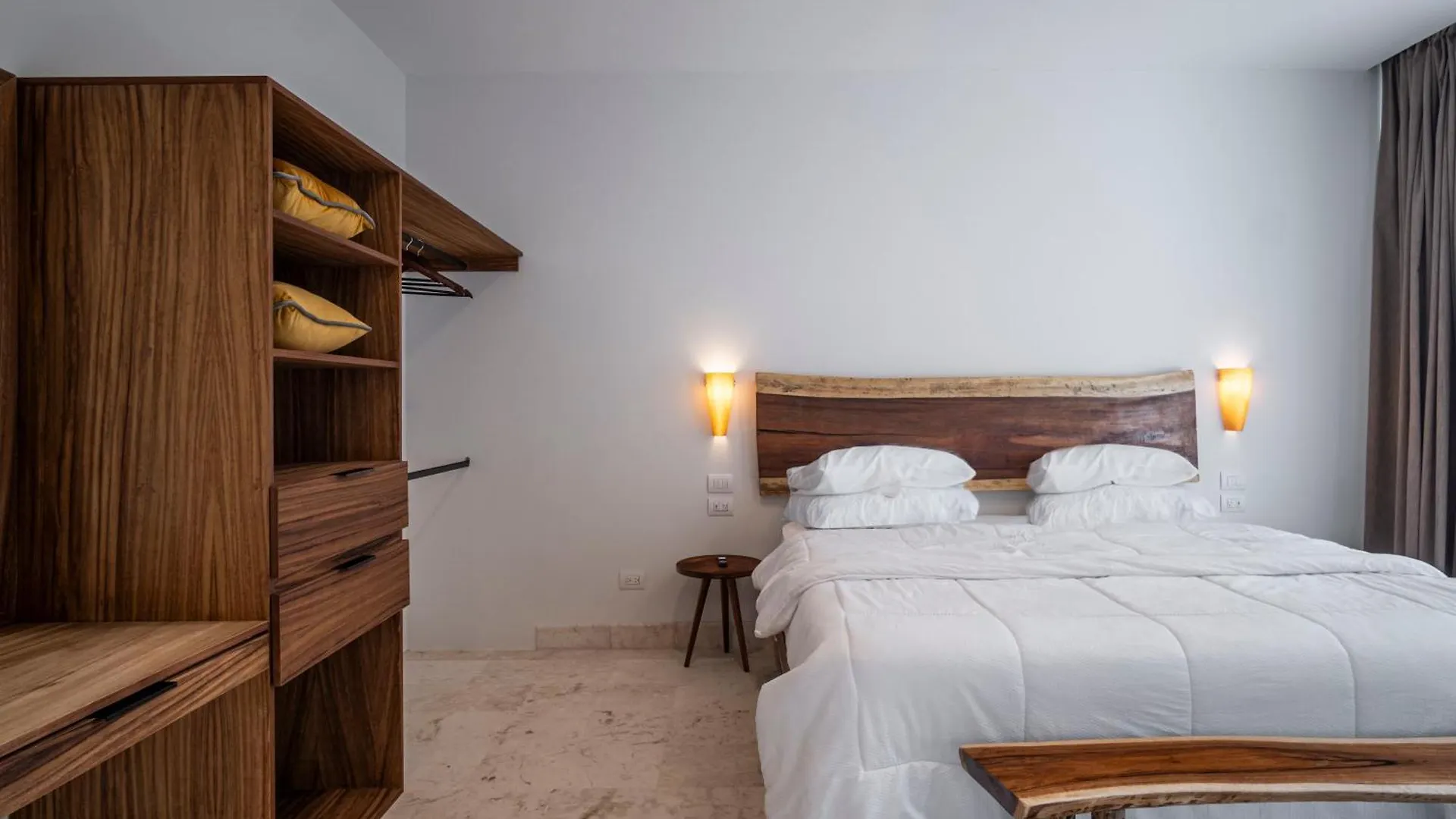 Vita Tulum Aparthotel