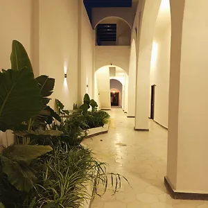 https://miranda.hotels-in-queretaro.com